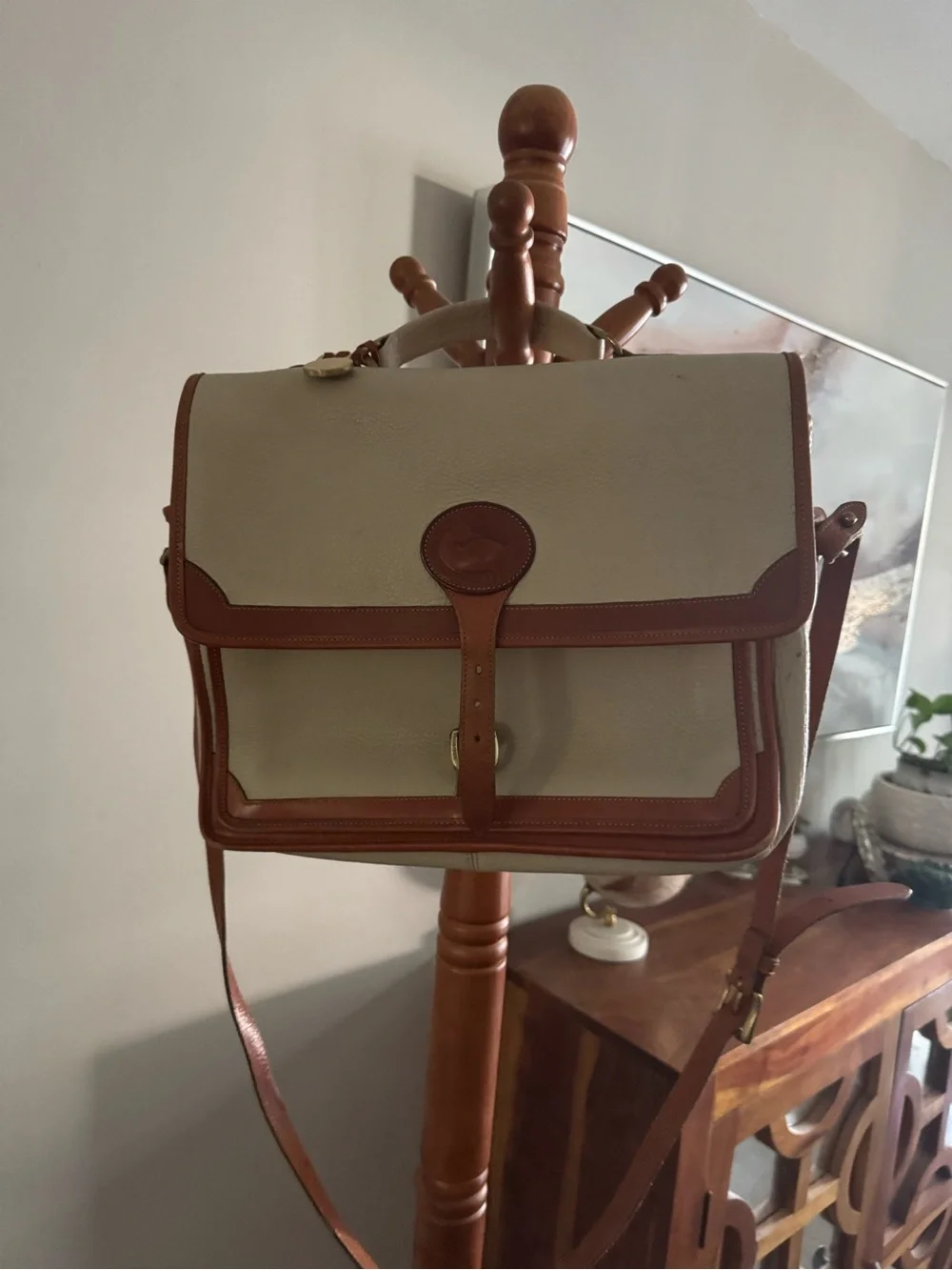 Vintage Dooney & Bourke All Weather Leather Crossbody Bag Cream Brown British Ta
